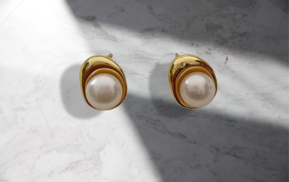 Virtuous woman --- freshwater pearl S925 sterling silver stud earrings