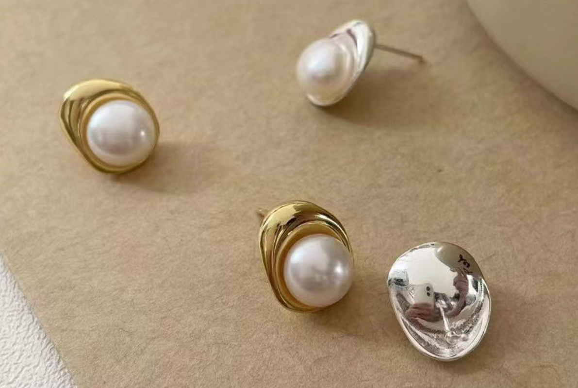 Virtuous woman --- freshwater pearl S925 sterling silver stud earrings