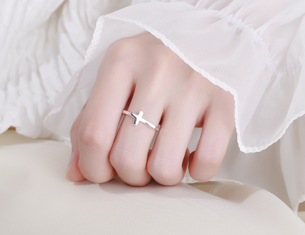 S925 Sterling Silver Glossy Cross Ring